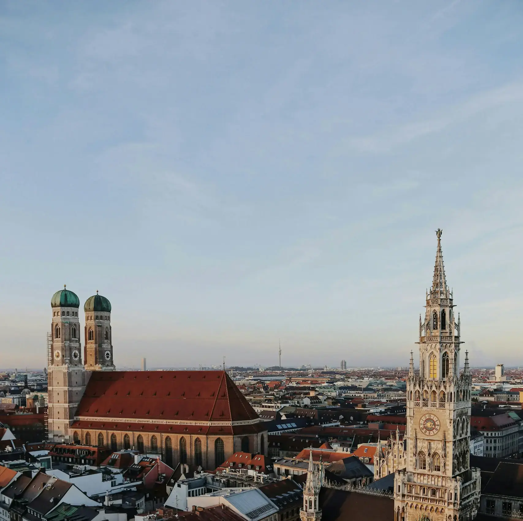 Rathaus von München am Abend